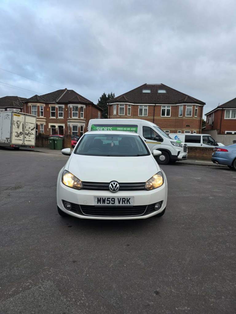 Volkswagen, GOLF, Hatchback, 2010, Manual, 1968 (cc), 5 doors