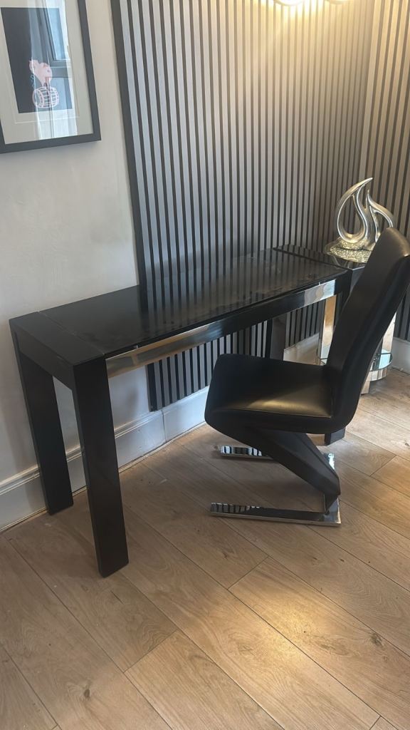 Watford room to let £620/months