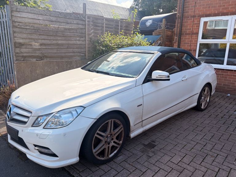 Mercedes-Benz, E CLASS, Convertible, 2012, Semi-Auto, 2143 (cc), 2 doors