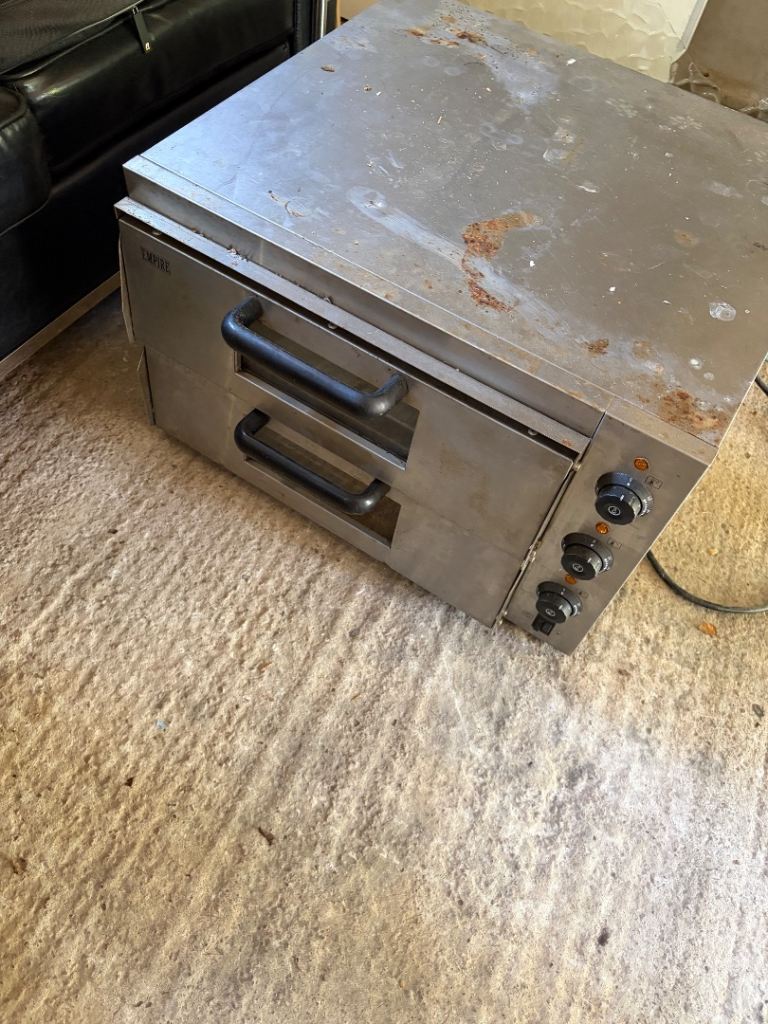 Pizza oven 
