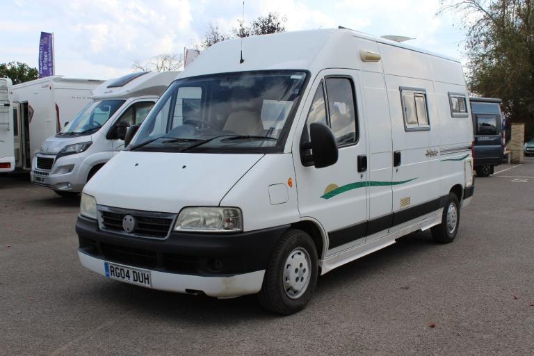 Trigano Tribute DIESEL MANUAL 2004/04