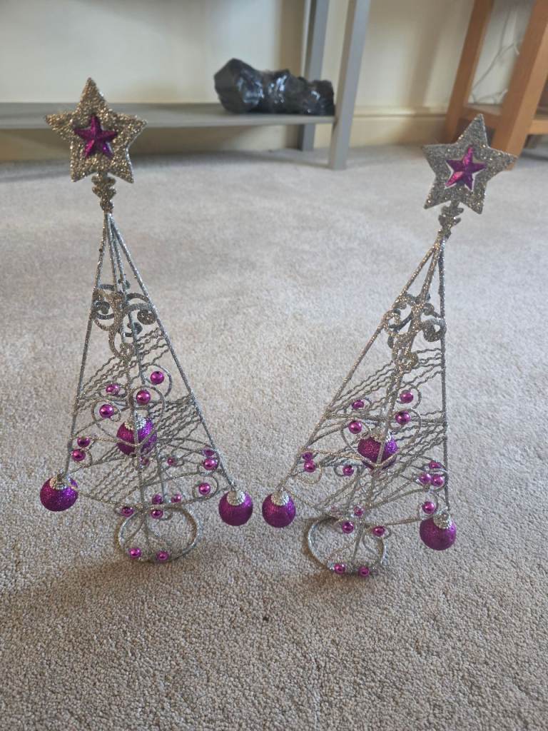 2 glitter Christmas trees