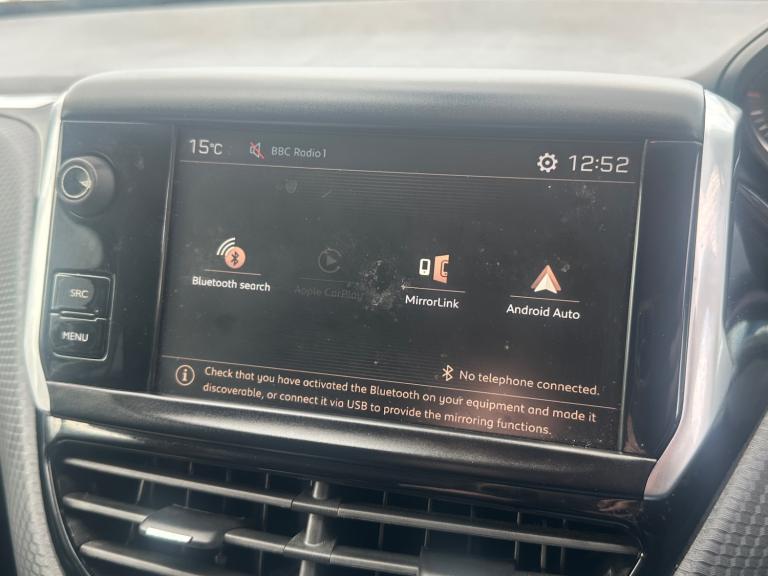 ** F.S.H ** 2017 (67) Peugeot 2008 1.6 BlueHDi Allure 5 dr hatchback ** VALUE **