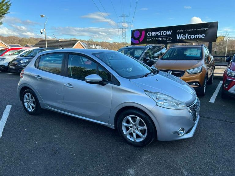 2013 Peugeot 208 1.4 HDi Active Hatchback 5dr Diesel Manual Euro 5 (70 ps) Hatchback Diesel Manual