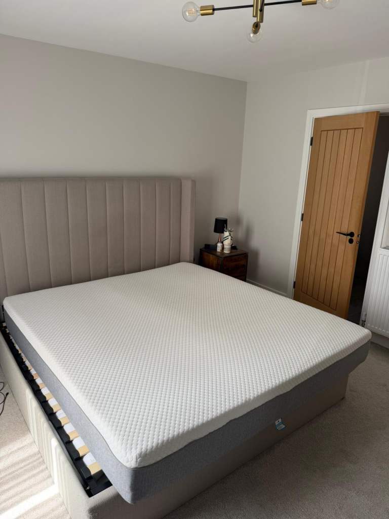 Super King Size Mattress (Dusk) Free, 18 months old