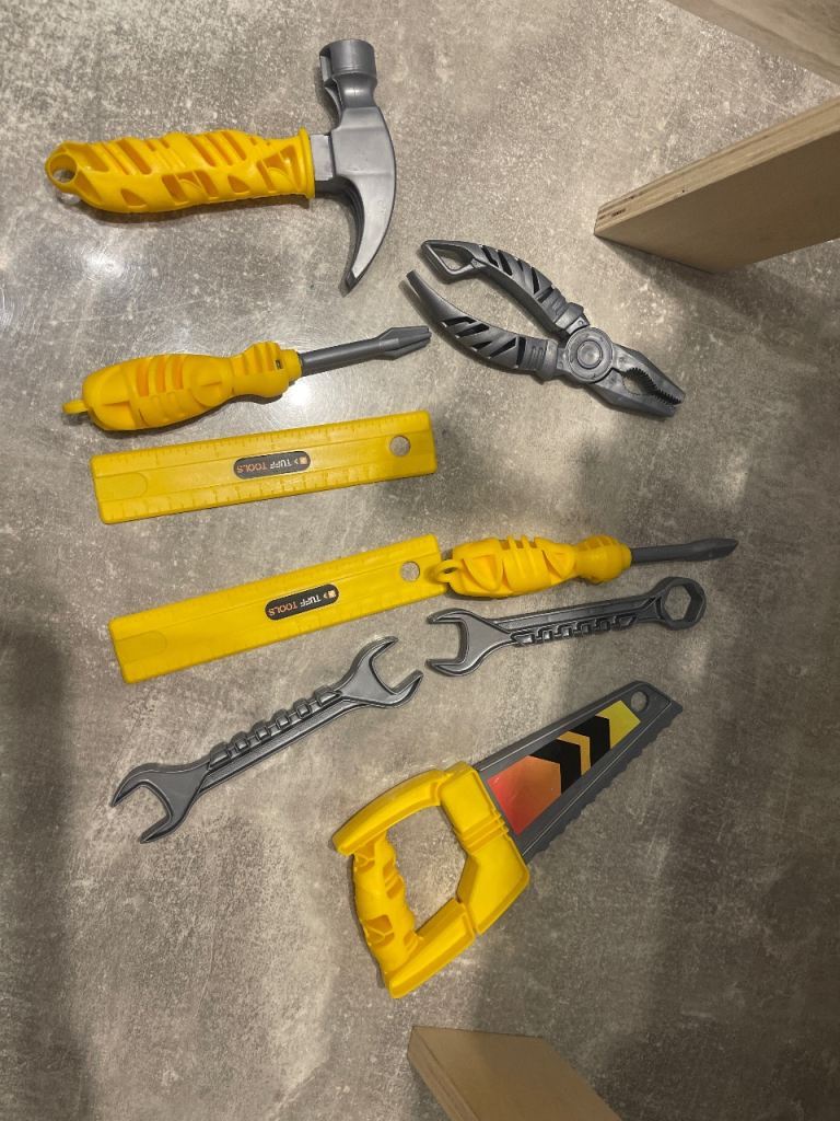 Wooden workbench kids 