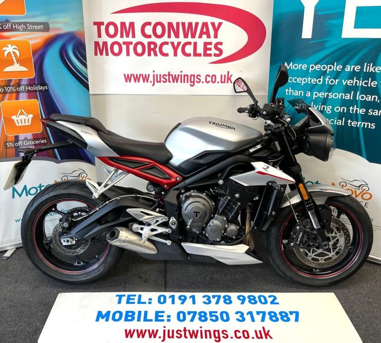 TRIUMPH STREET TRIPLE 765R, 2017(17), 1 OWNER, 23,589 MILES, FSH, SUPERB, £4995
