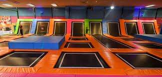 Trampoline park complete setup 40 beds, padding, frame
