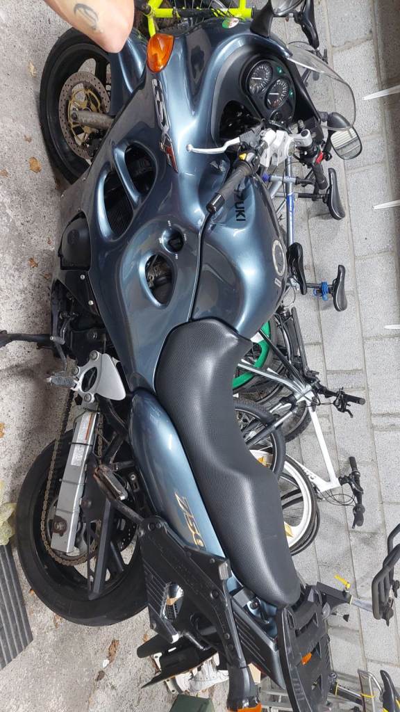 Suzuki, GSX, 1999, 750 (cc