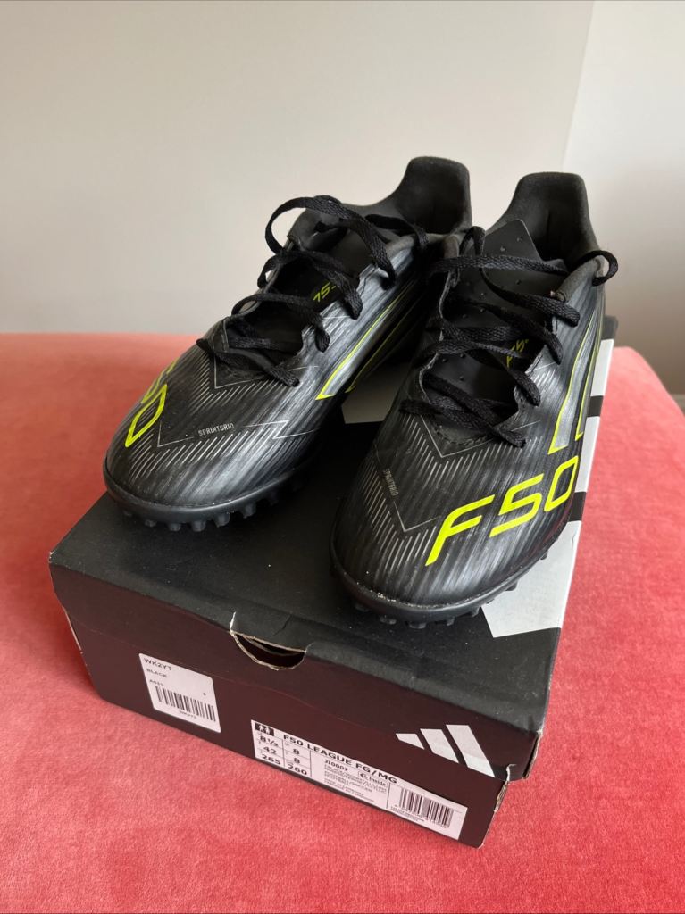 Adidas football Astro turf boots size 7 F50 black yellow 
