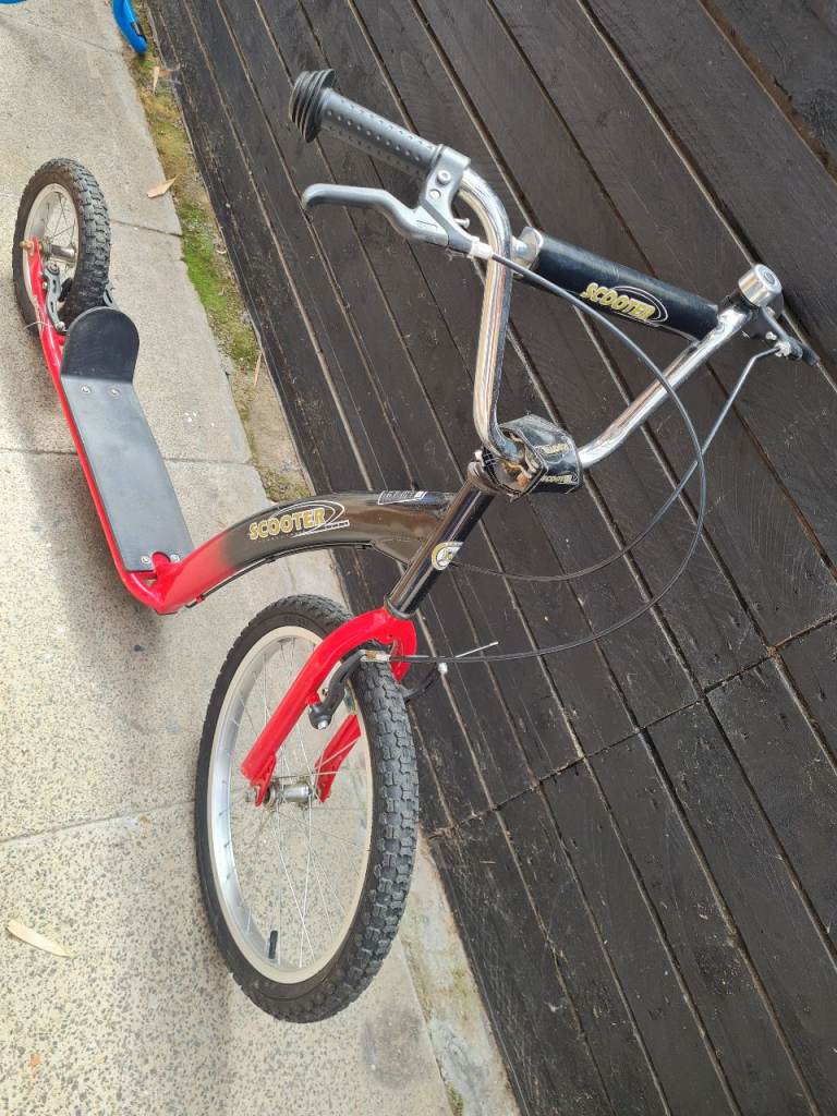 Red Metal Kick Scooter with Brakes