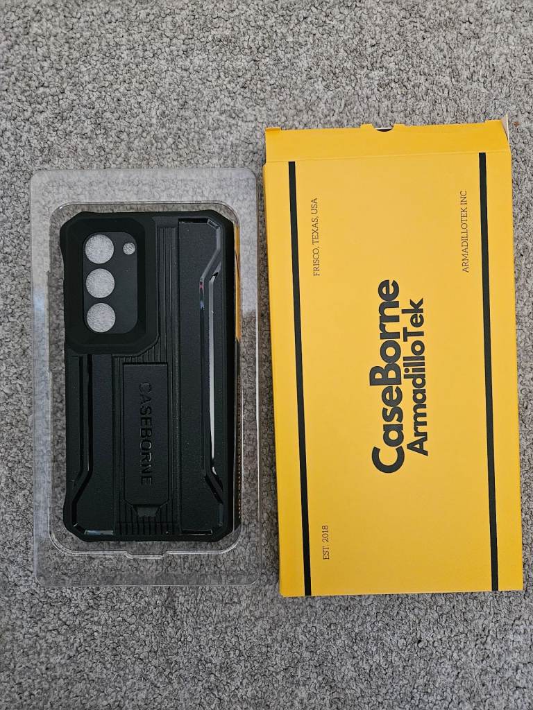 Selling a brand new Samsung Galaxy S23 Caseborne case – never used