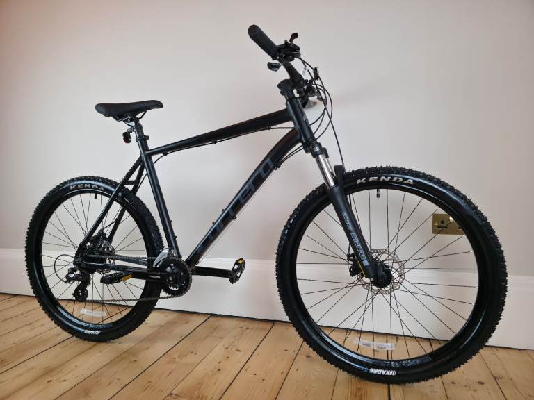 QUALITY USED BIKES FOR SALE | MOUNTAIN HYBRID CARRERA GIANT B-TWIN BOARDMAN PINNACLE RALIEGH  