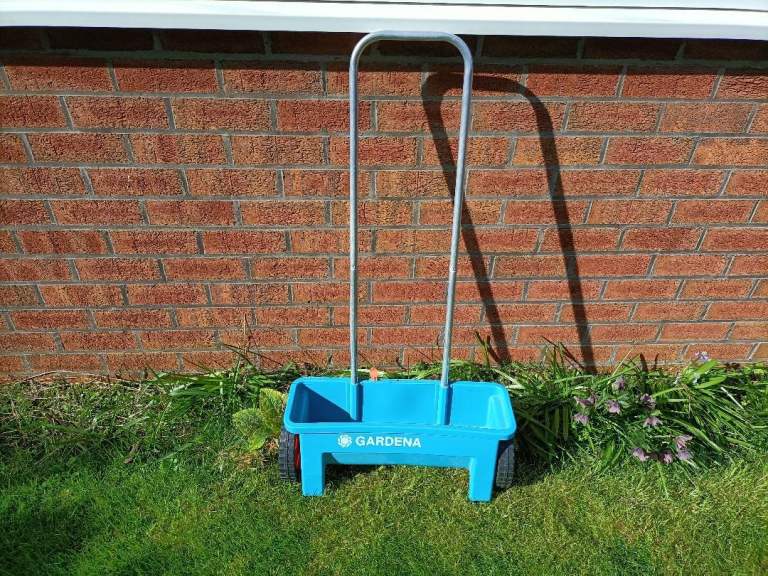 Lawn Spreader