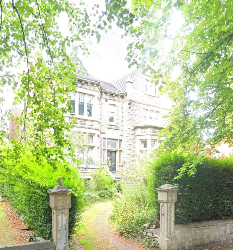 Property for sale Leeds 8