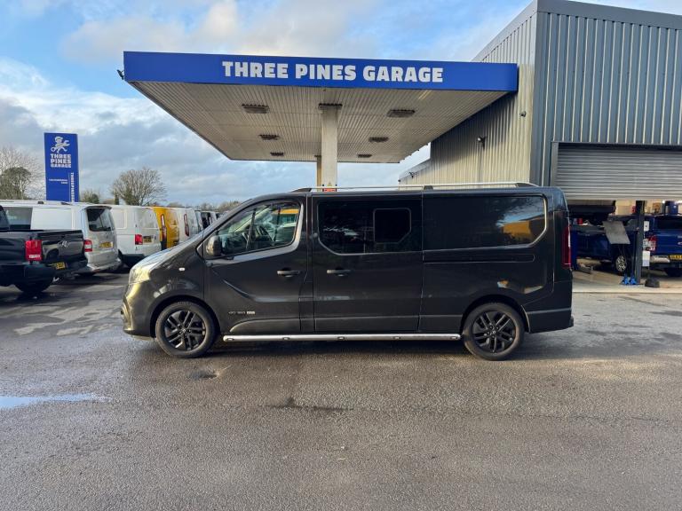 Renault Trafic LL29 Energy dCi 120 Sport Crew Cab Fully Loaded L2 No Vat 