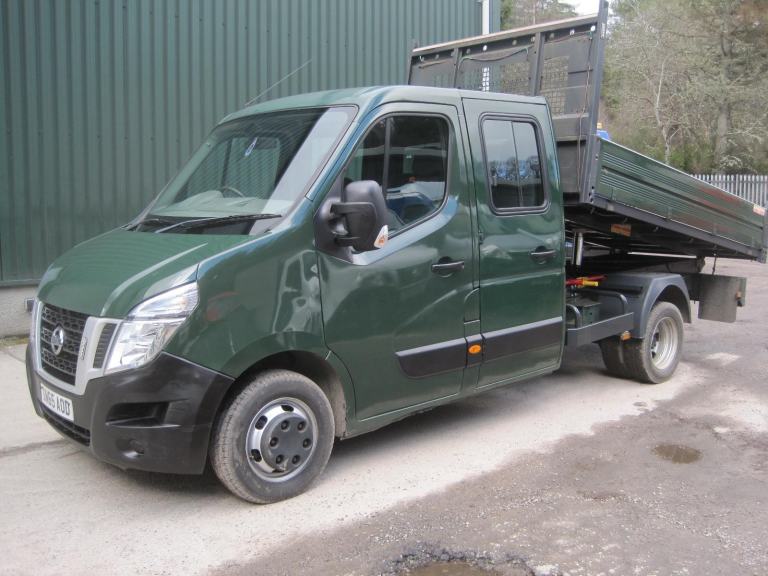 Nissan NV400 SE DCI Crew cab Tipper
