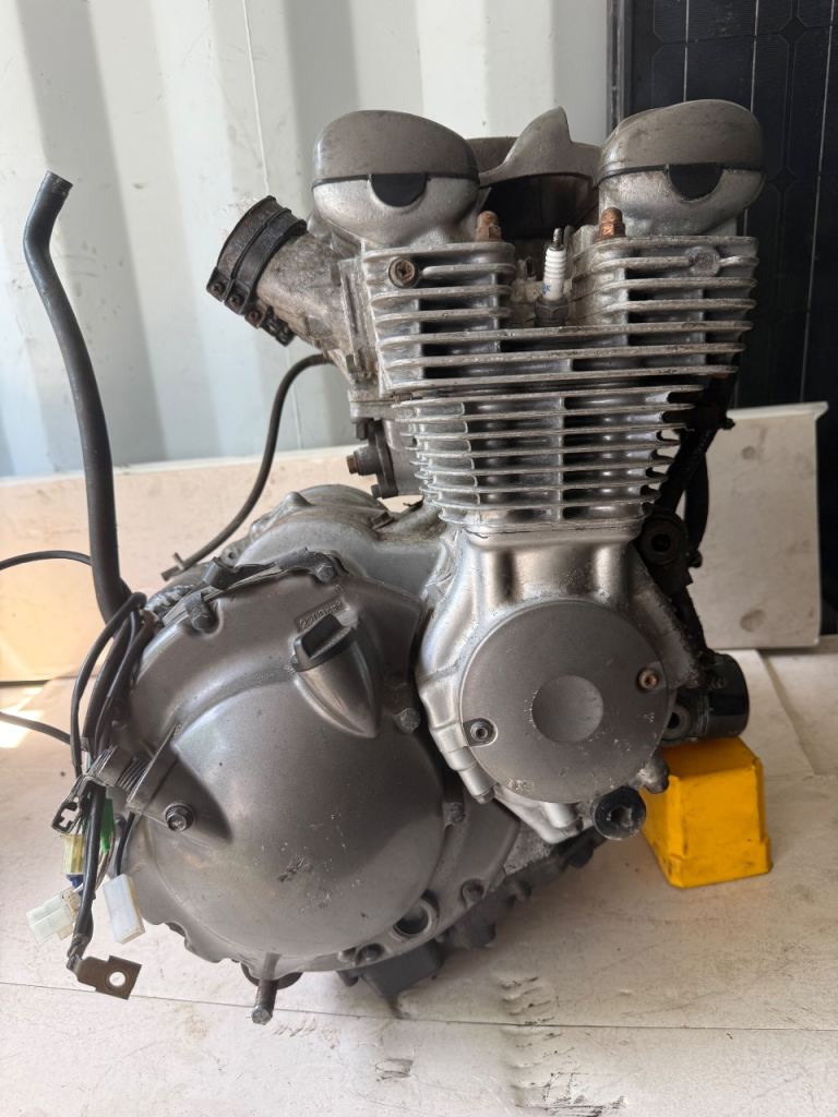 YAMAHA DIVERSION XJ600 2001 FULLY RUNNING ENGINE 