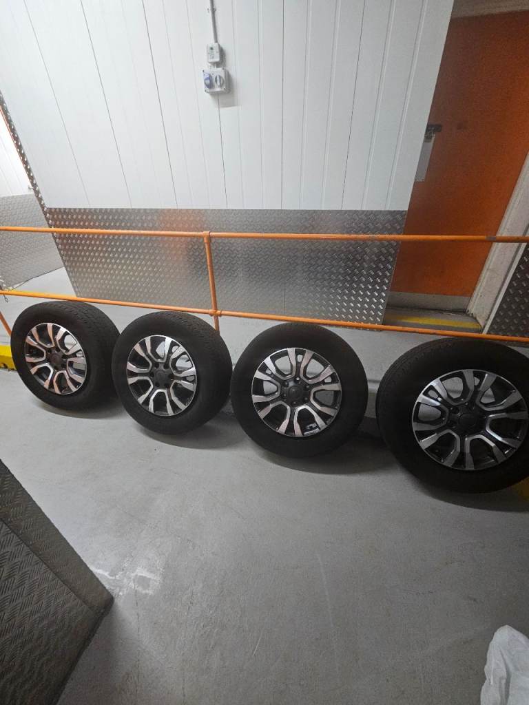 Ford ranger wildtrak wheels. 