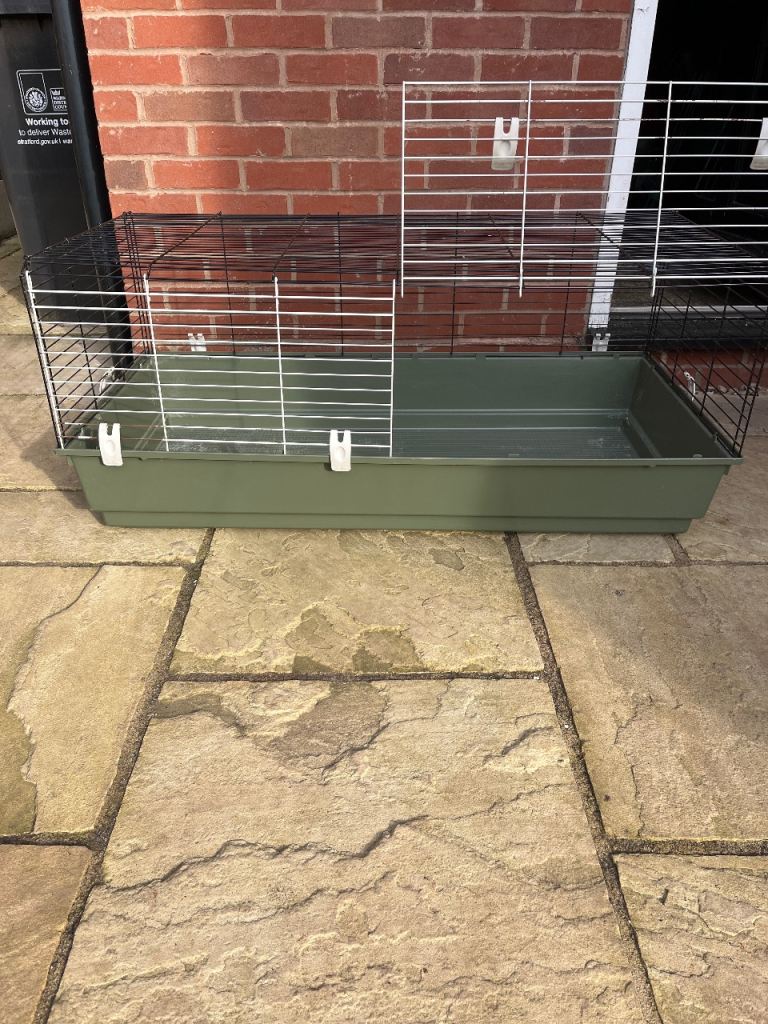 Cage suitable for Rabbit or Guinea Pig