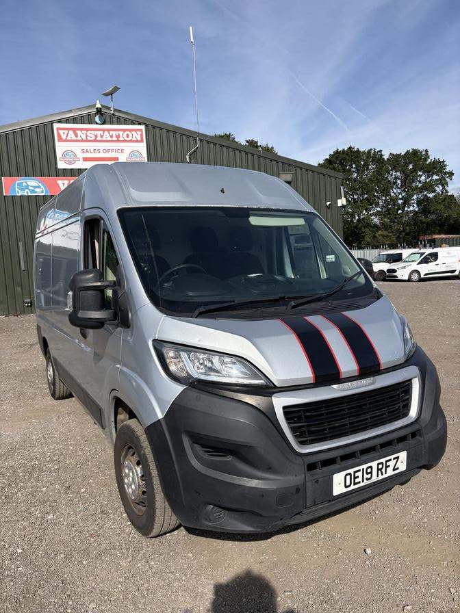2019 Peugeot Boxer 2.0 BlueHDi H2 Professional Van 130ps PANEL VAN DIESEL Manual