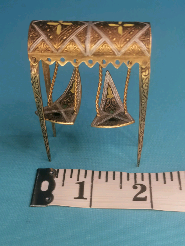 VINTAGE MINIATURE BRASS, DOLL HOUSE FURNITURE. MADE IN SPAIN