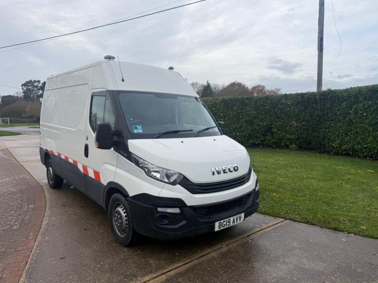 2019 Iveco Daily 2.3 Van 3520 WB COMPRESSOR GENERATOR VAN PANEL VAN Diesel Manual