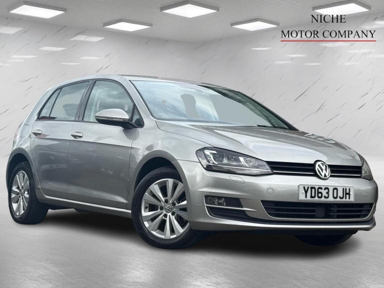 Volkswagen Golf 1.2 TSI BlueMotion Tech S Hatchback 5dr Petrol DSG Euro 5 (s/s) (105 ps) Petrol M...