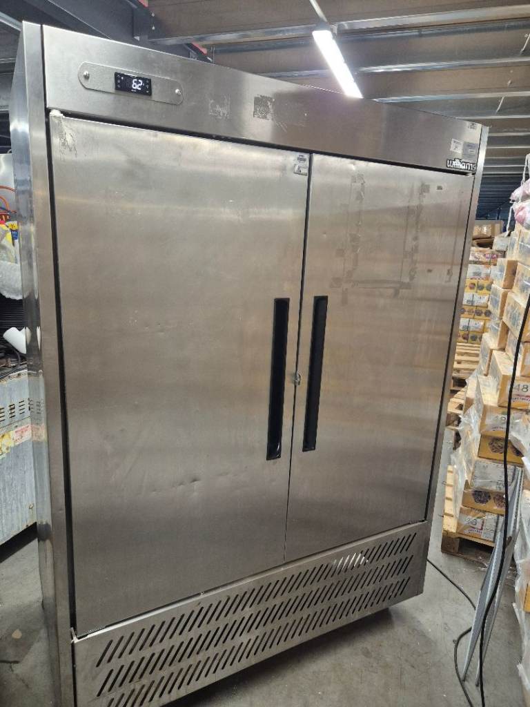 Commercial fridge, salad fridge, Banchtop fridge,cafe restaurant catering equipment etc