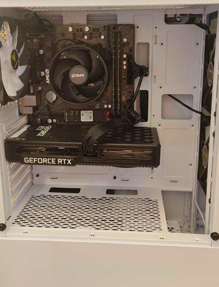 Ryzen 5 Gaming PC - RTX Graphics - Windows 11 Pro - Bundle