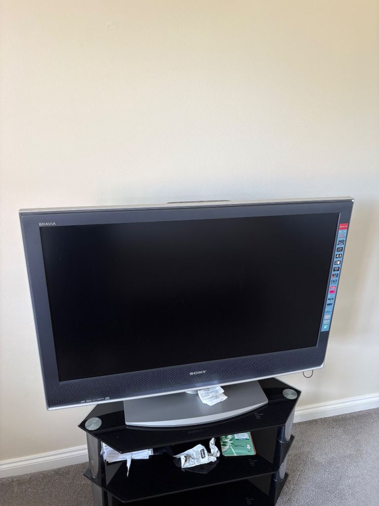 Sony Bravia 40” LCD TV