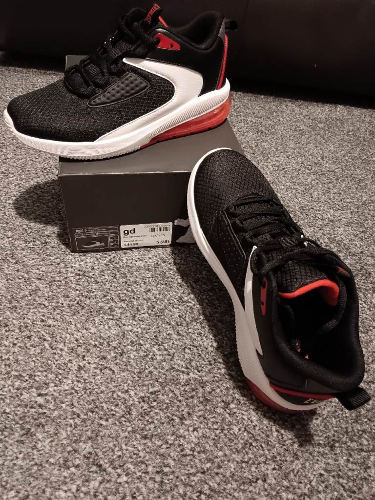 Brand New Everlast Men's Trainers – Black, Red & White