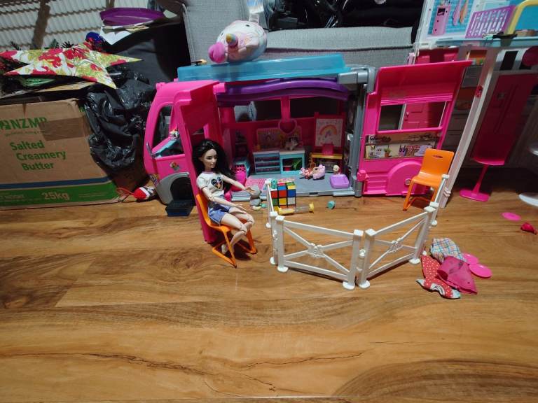 Barbie campervan 