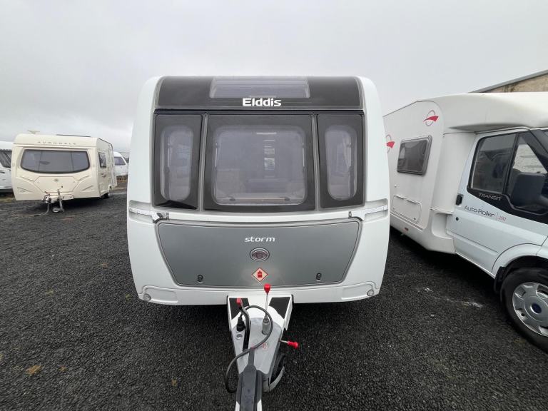 Elddis Crusader storm 2017 4 berth fixed island bed 