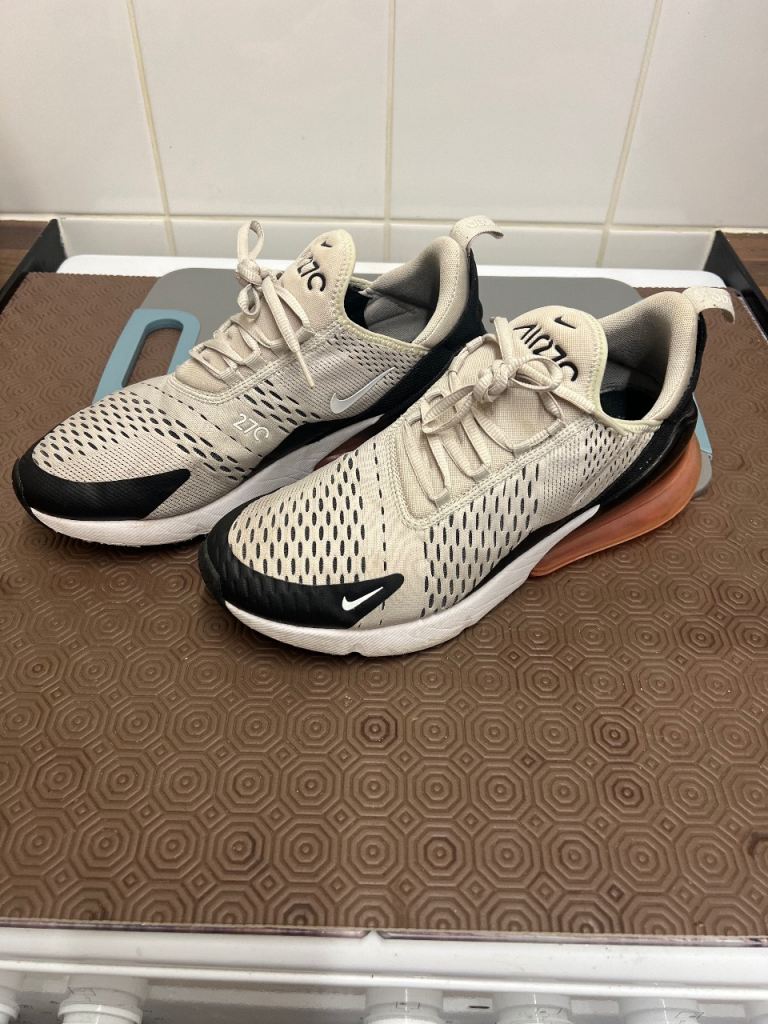 Nike Air Max 270 Trainers – cream/Black/Orange, Good Condition