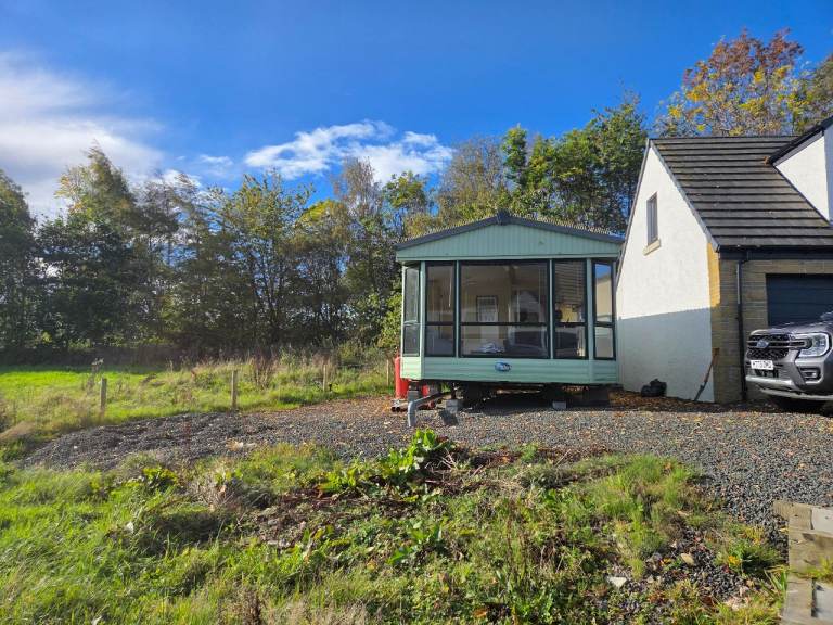 32x12 double room static off site