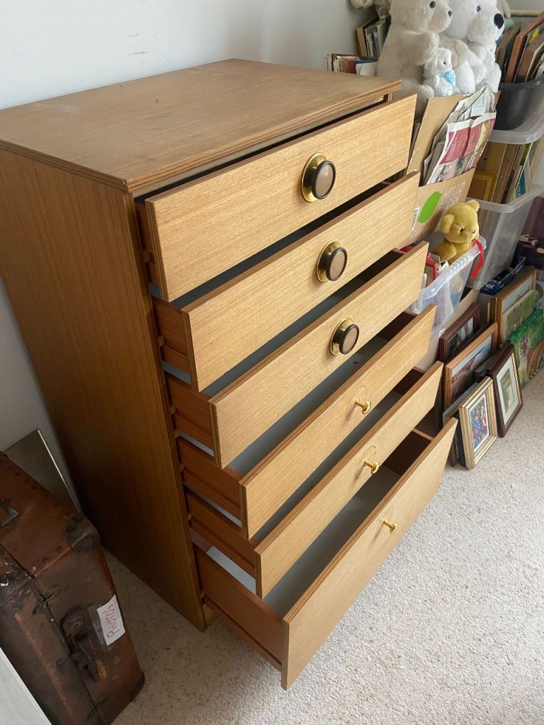 Chest of draws