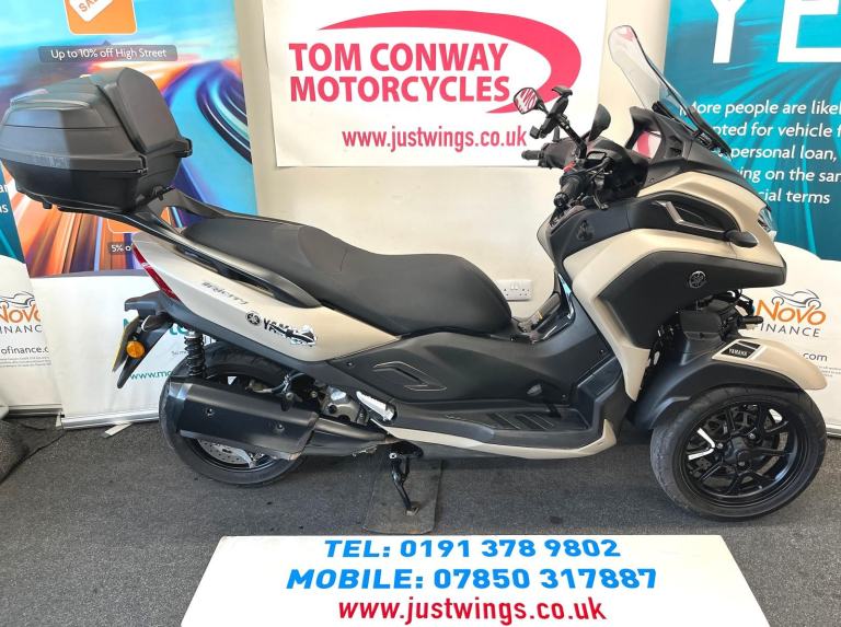 YAMAMA TRICITY 300, 2023(23), 2 OWNERS, 4,106 MILES, FEW MARKS, HENCE £4295