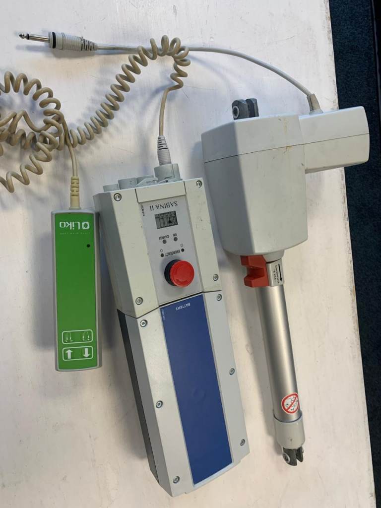 Lico Sabina battery, battery charger, and actuator fully working with remote for standing Hoist
