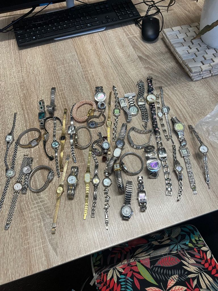 Job lot 44 Good Branded Ladies Watches Untested
