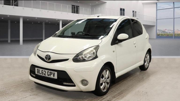 2013 Toyota AYGO 1.0 VVT-i Fire 5dr [AC] HATCHBACK Petrol Manual