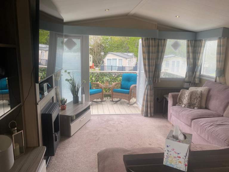 Static Caravan for rent Thurston Manor