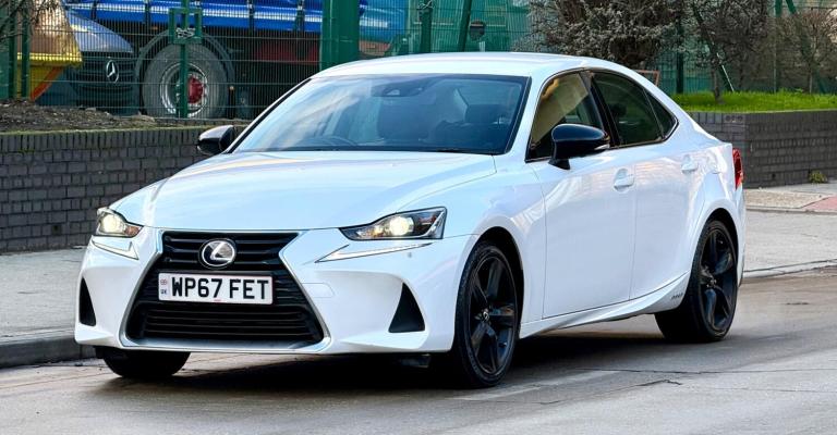 2017 Lexus IS 2.5 300h Sport E-CVT Euro 6 (s/s) 4dr SALOON Petrol/Electric Hybrid Automatic