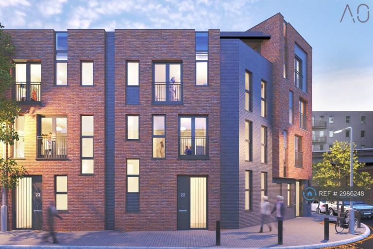 3 bedroom flat in Steedman Street, London, SE17 (3 bed) (#2986248)