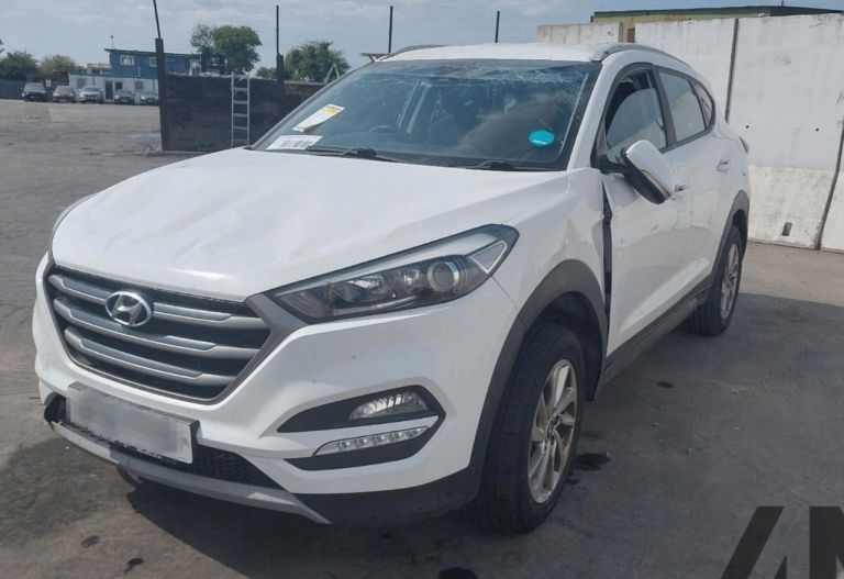 BREAKING HYUNDAI TUCSON 1.6 PETROL 2018 STOCK NUMBER BB86