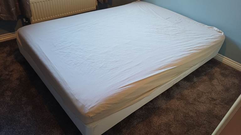 Mattress and Bed