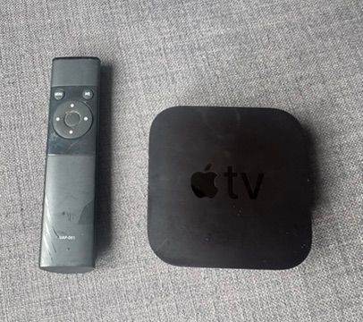 Apple TV 4K (1st Gen – A1842) with Remote & cable
