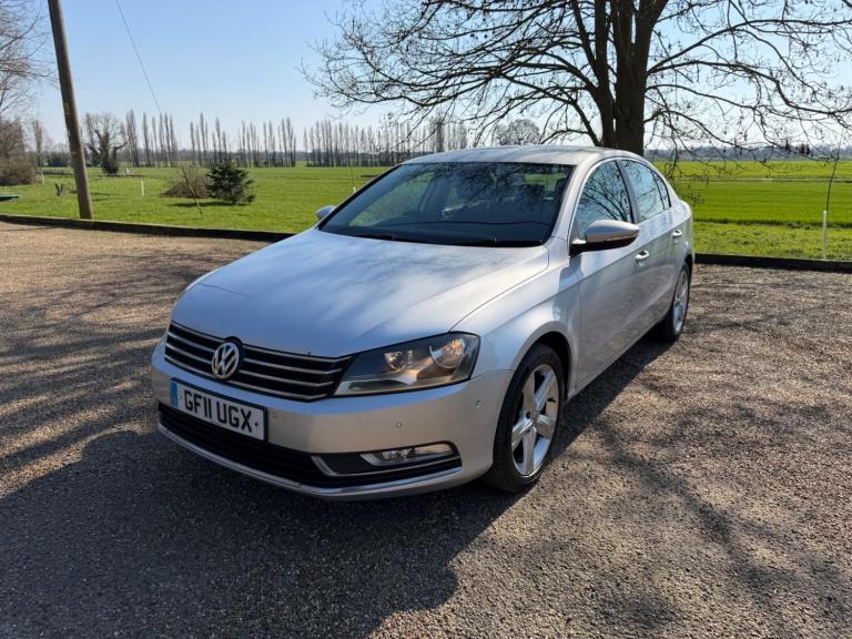 2011 Volkswagen Passat 2.0 TDI Bluemotion Tech SE 4dr DSG SALOON DIESEL Automatic