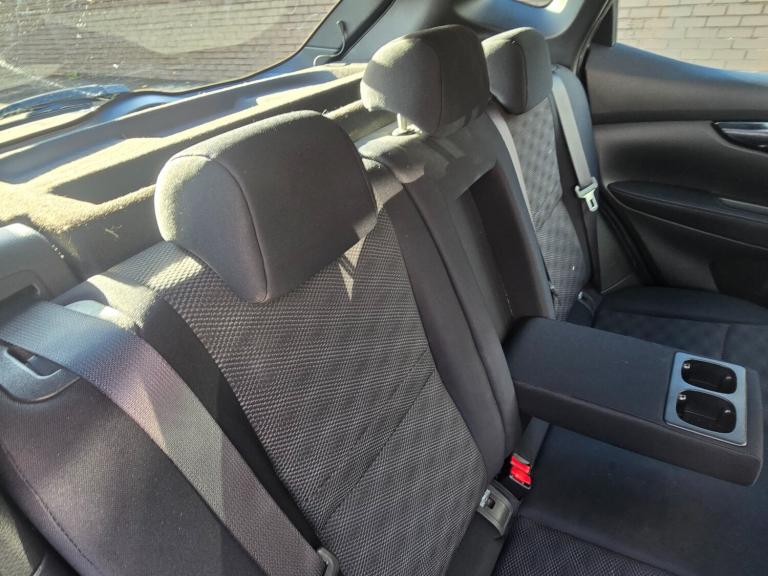 2014 Nissan Qashqai 1.2 DiG-T Acenta 5dr HATCHBACK Petrol Manual