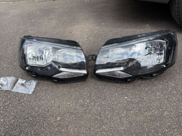 Original VW T6 Headlights 